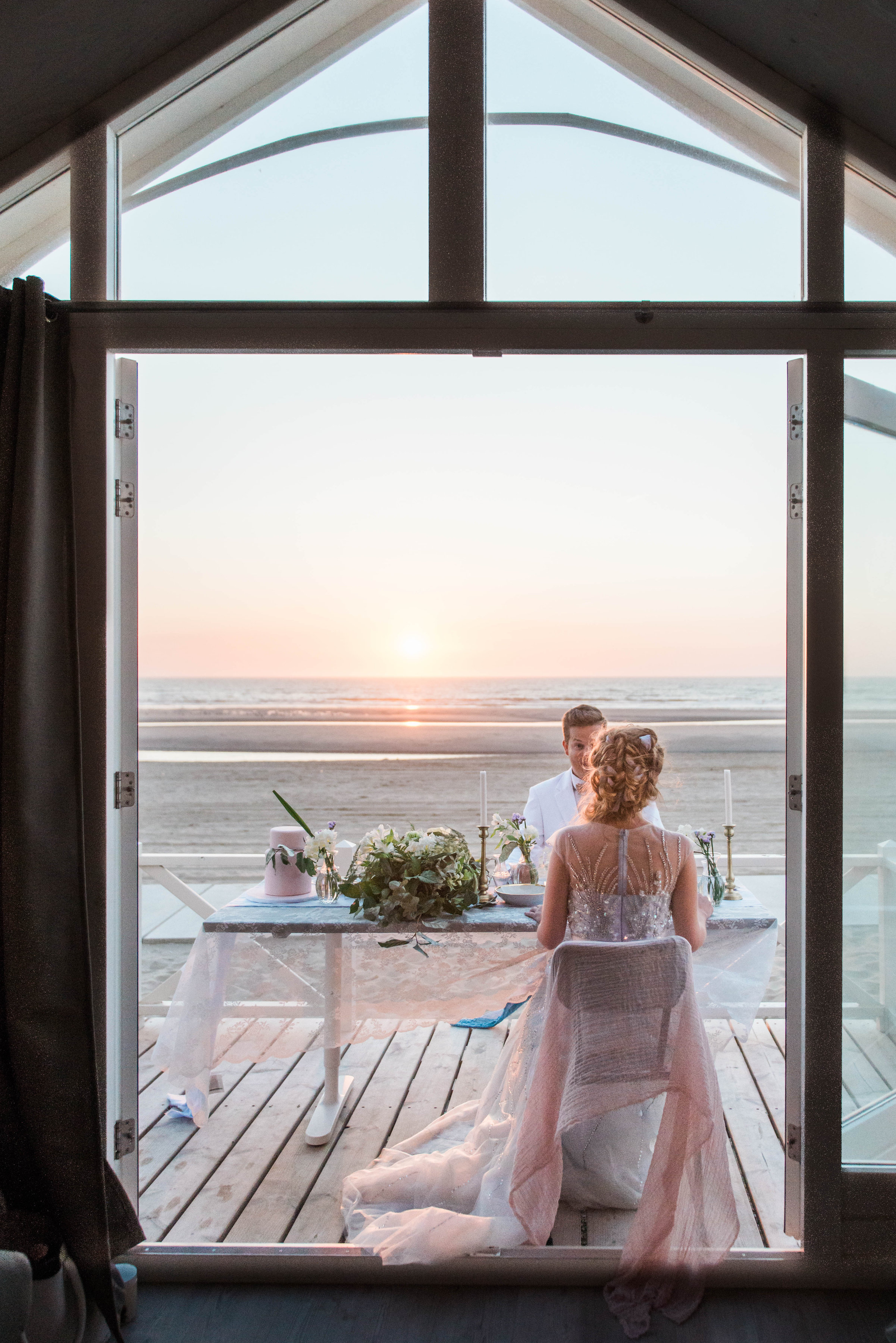 A beach elopement at sunset in The Netherlands