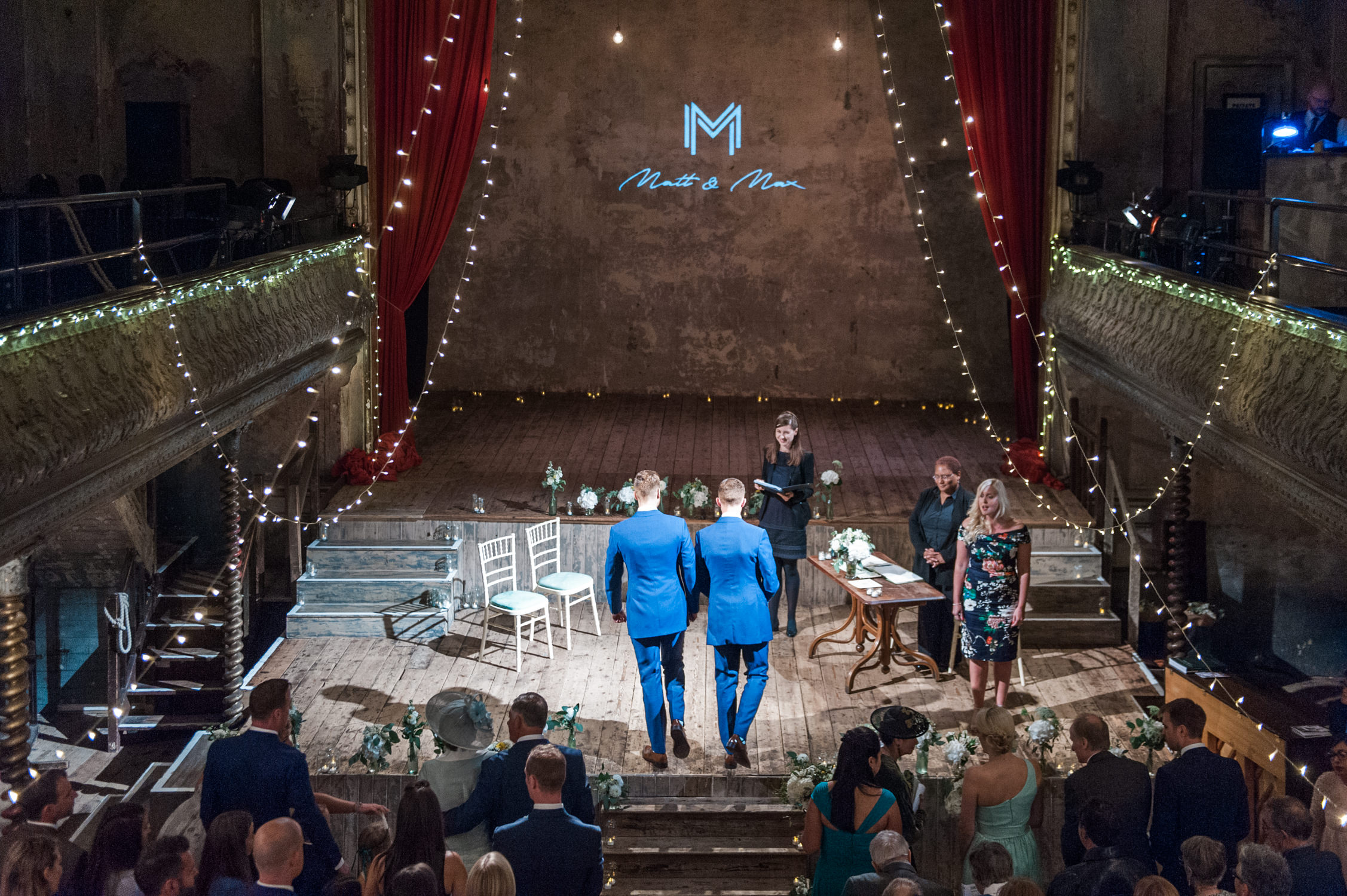 10 ideas for a theater themed wedding