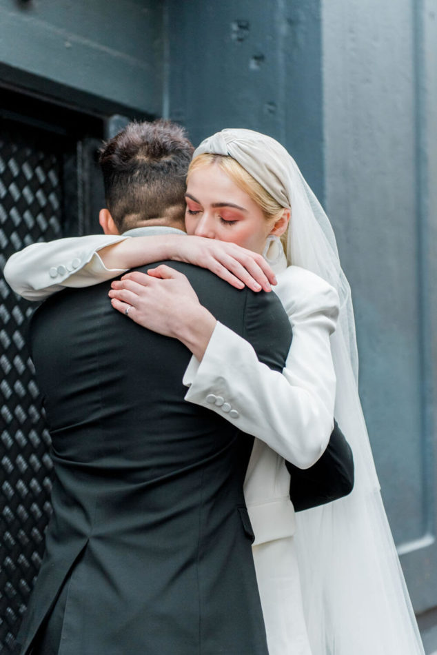A hip elopement in London captured by destination wedding photographer Wit Photography