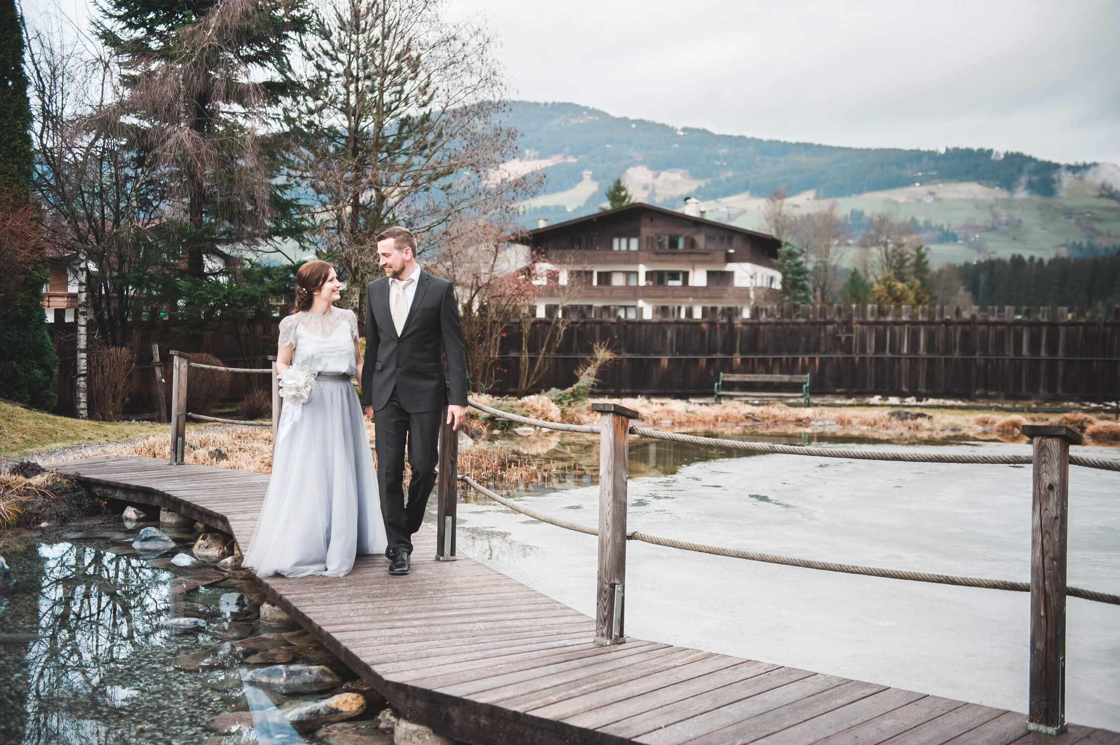 A winter elopement wedding in Kirchberg
