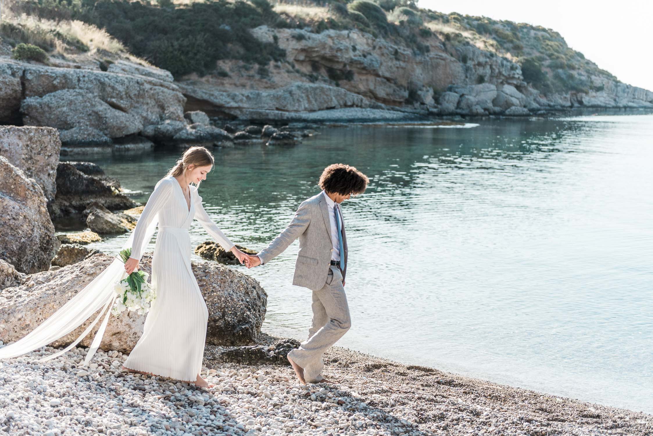 a modern elopement on a Greek island