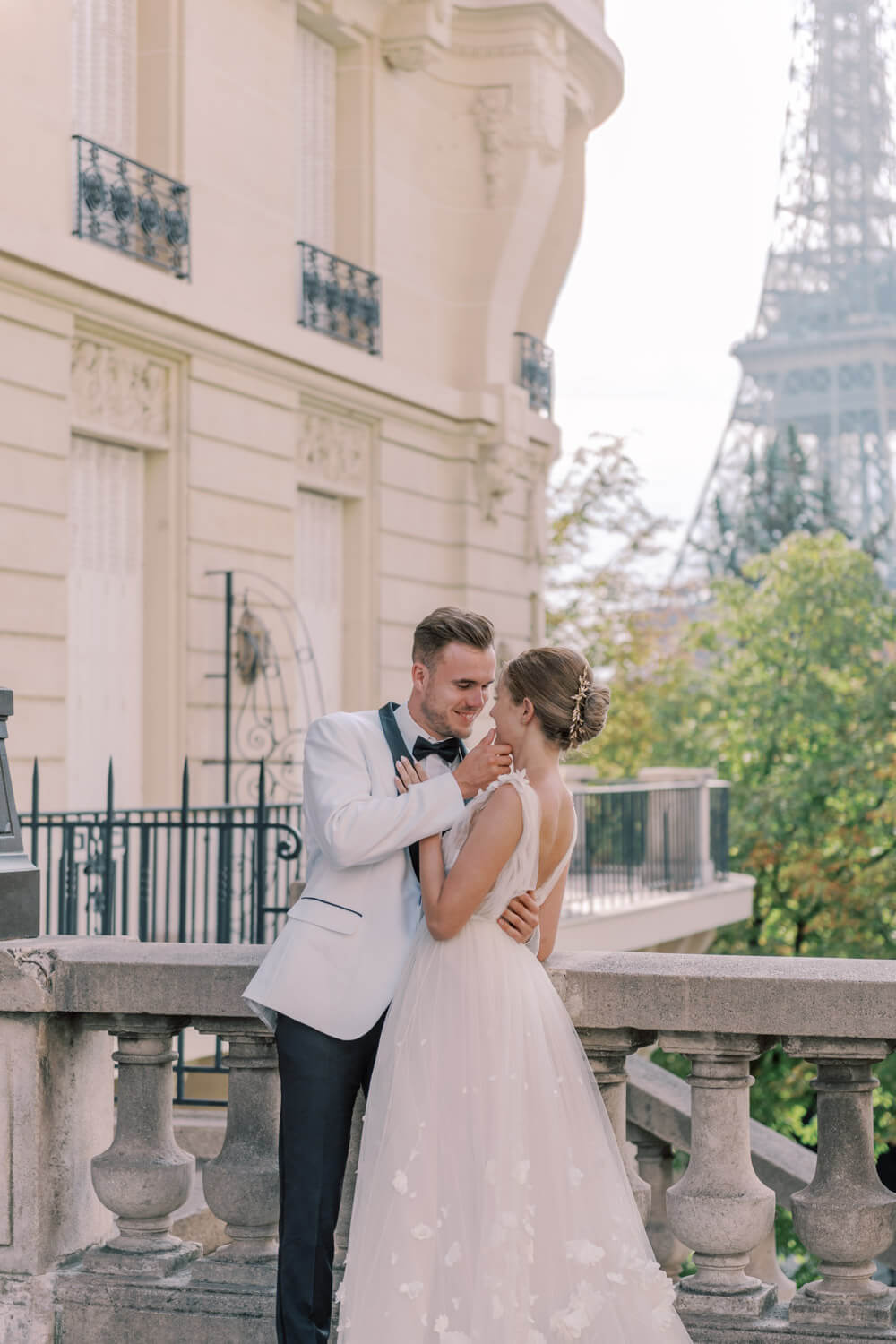 The work of an English speaking wedding photographer in France
